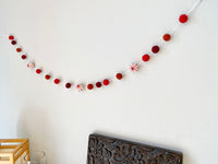 White Snowflake Ball Garland